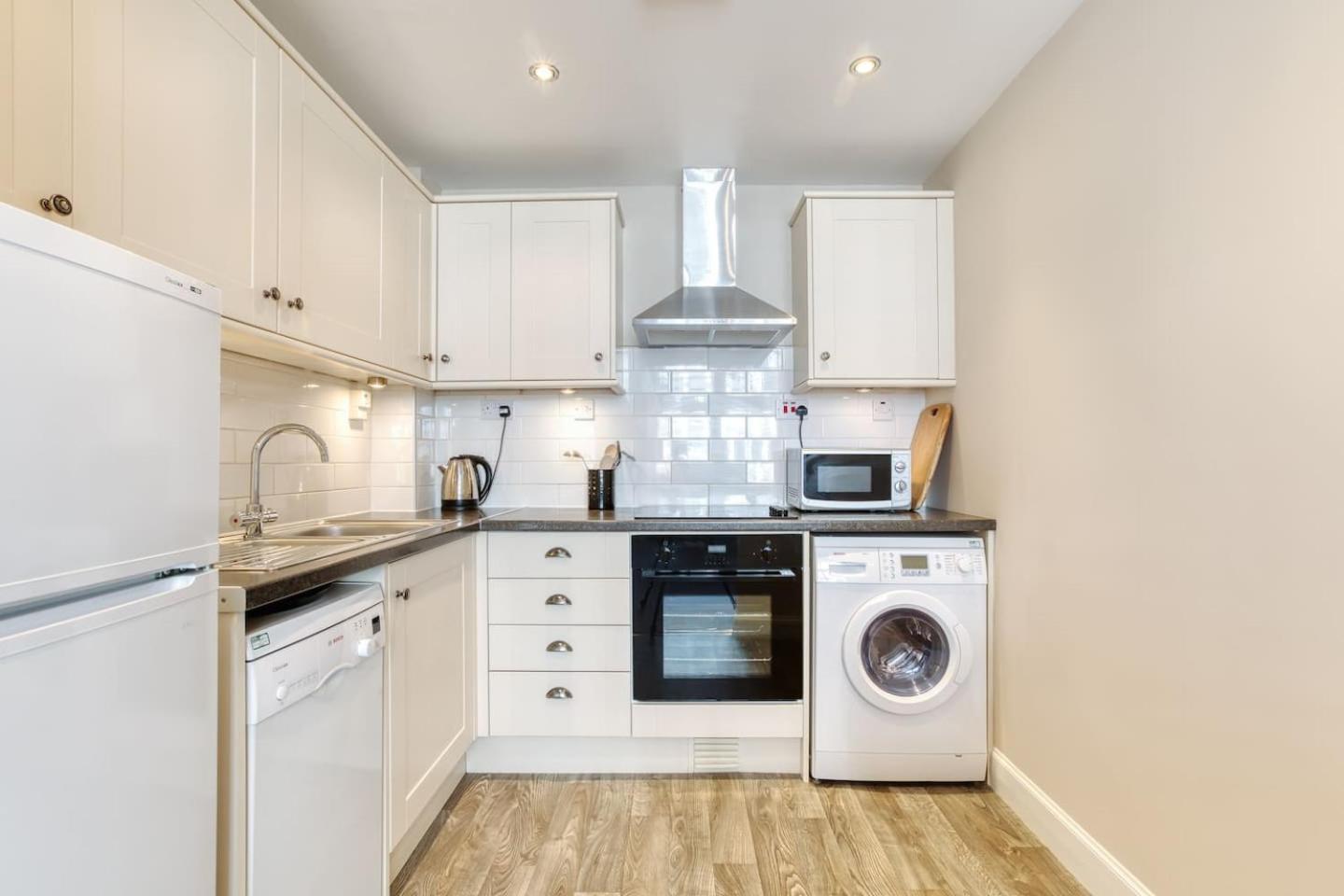 West Port - 2Br In The Heart Of The Old Town Just Off The Grassmarket Edinburgh Exterior photo