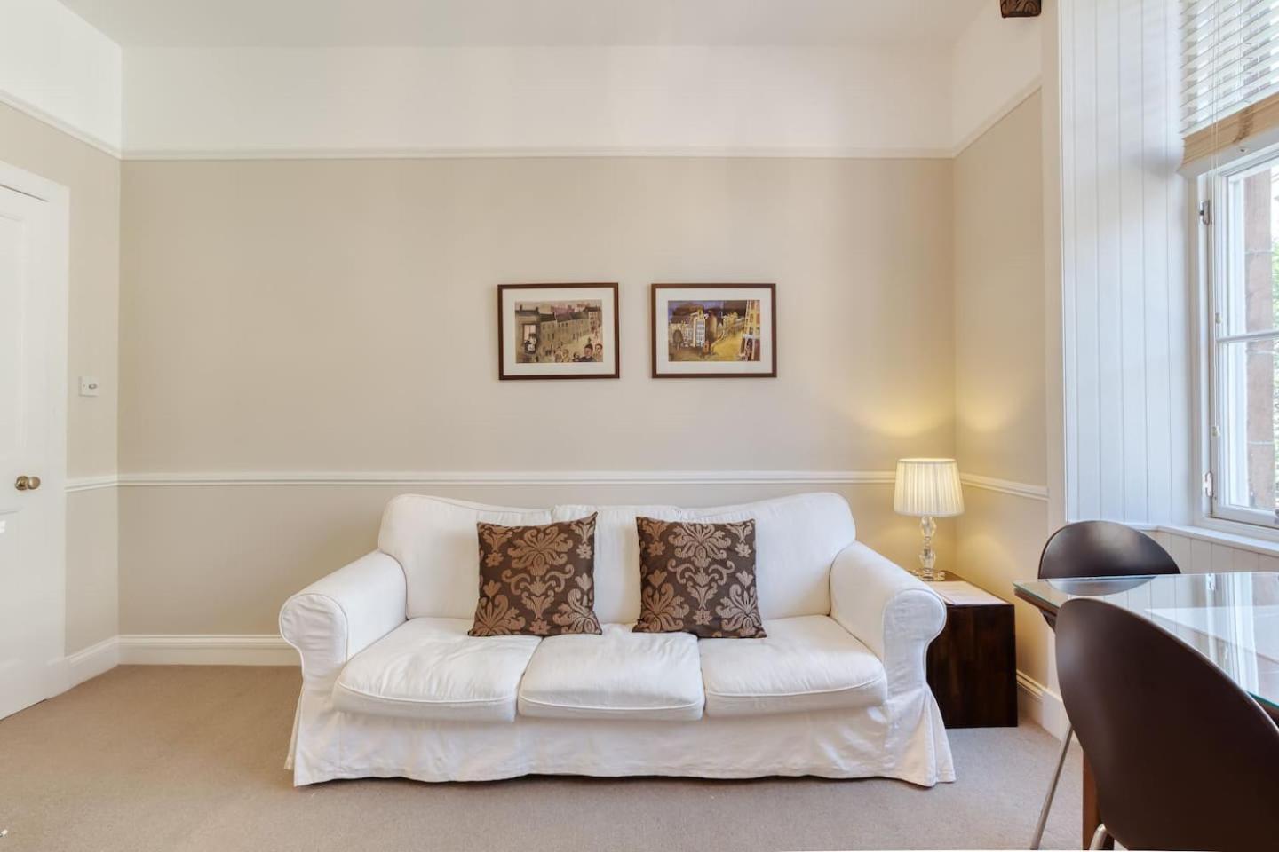 West Port - 2Br In The Heart Of The Old Town Just Off The Grassmarket Edinburgh Exterior photo