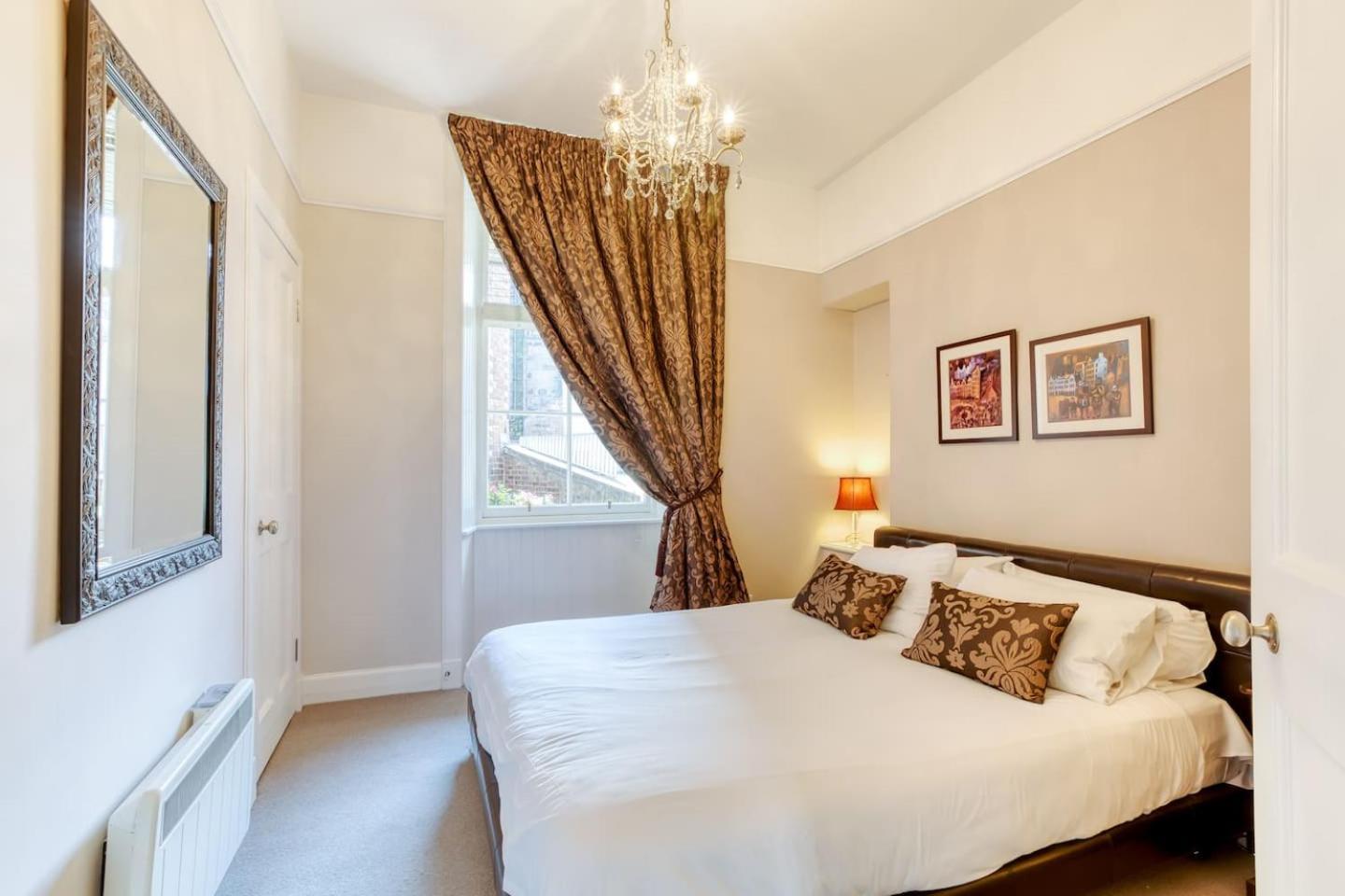West Port - 2Br In The Heart Of The Old Town Just Off The Grassmarket Edinburgh Exterior photo
