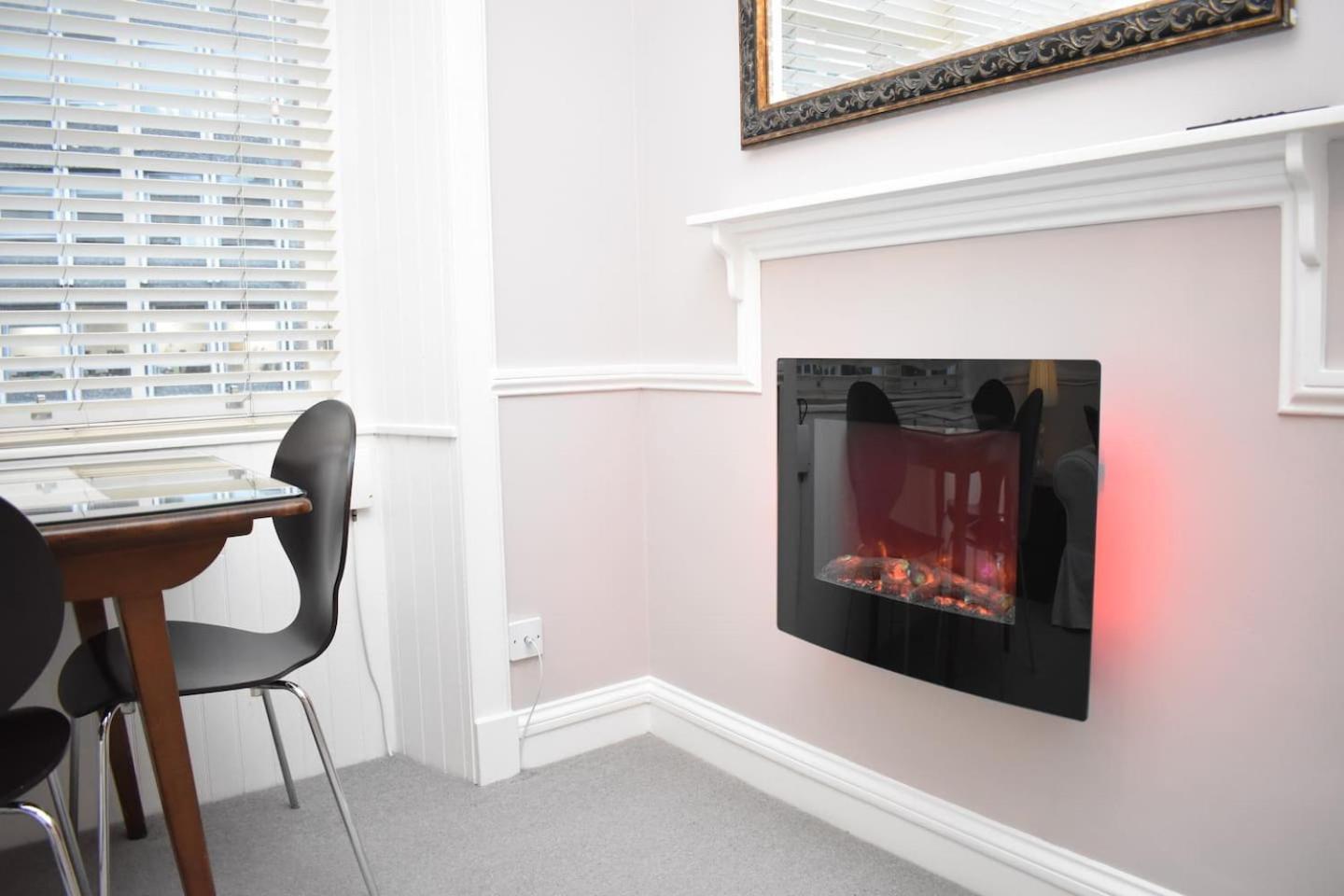 West Port - 2Br In The Heart Of The Old Town Just Off The Grassmarket Edinburgh Exterior photo