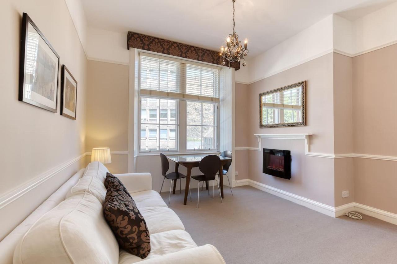 West Port - 2Br In The Heart Of The Old Town Just Off The Grassmarket Edinburgh Exterior photo